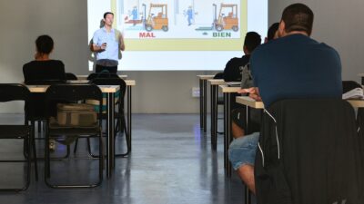 【2025年版】中途オンボーディング研修のおすすめ会社7選｜比較表つきで徹底解説