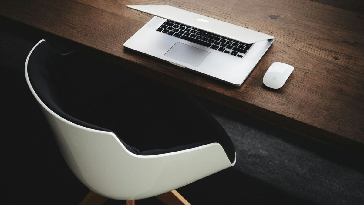 静かな退職とは？兆候の見分け方と企業が取るべき対策を解説